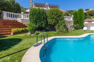 Chalet in Cabrils. Cabrils. privacidad y amplitud.