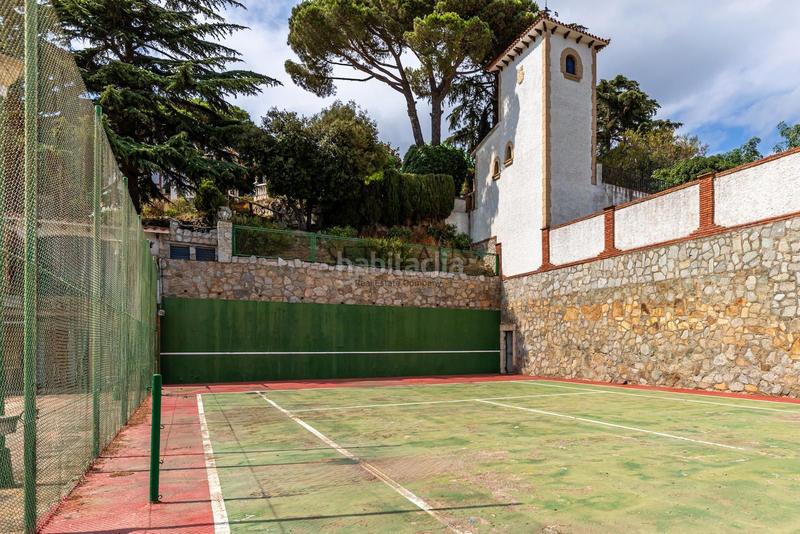 Foto 08fd0ecf-005c-461f-9bb3-4961c49f669d. Chalet con riscaldamento parcheggio piscina in Urbanitzacions Mataró