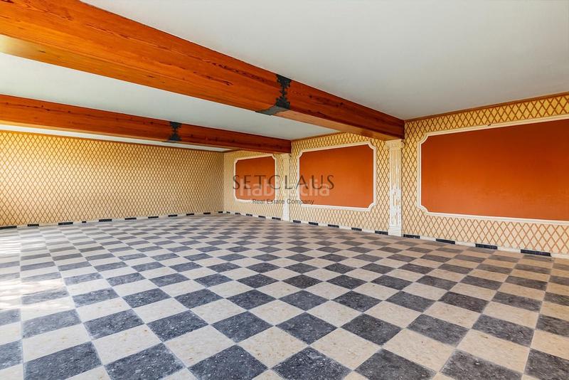 Foto 37ad2ca2-077a-457a-8629-13b1bacef568. Chalet con riscaldamento parcheggio piscina in Urbanitzacions Mataró