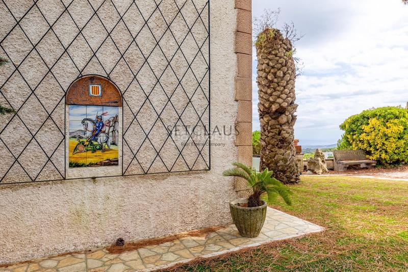 Foto 86bc1ca1-0b78-4409-9f0f-0faf5a7149f5. Chalet con riscaldamento parcheggio piscina in Urbanitzacions Mataró