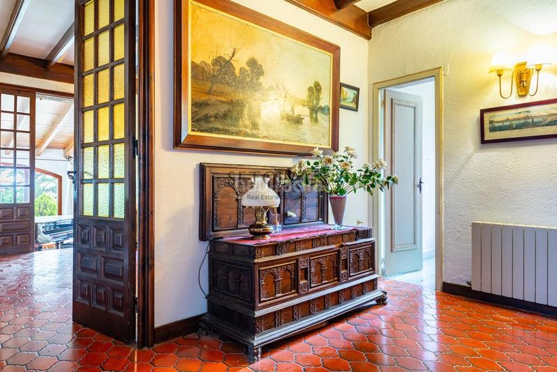 Foto a915ada1-ef3a-44f4-bf04-3d87e24a8047. Chalet con riscaldamento parcheggio piscina in Urbanitzacions Mataró