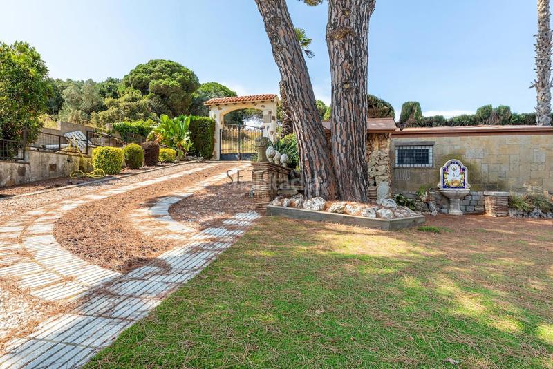 Foto adccaa4e-69fc-4017-8419-cd5f88d272ad. Chalet con riscaldamento parcheggio piscina in Urbanitzacions Mataró