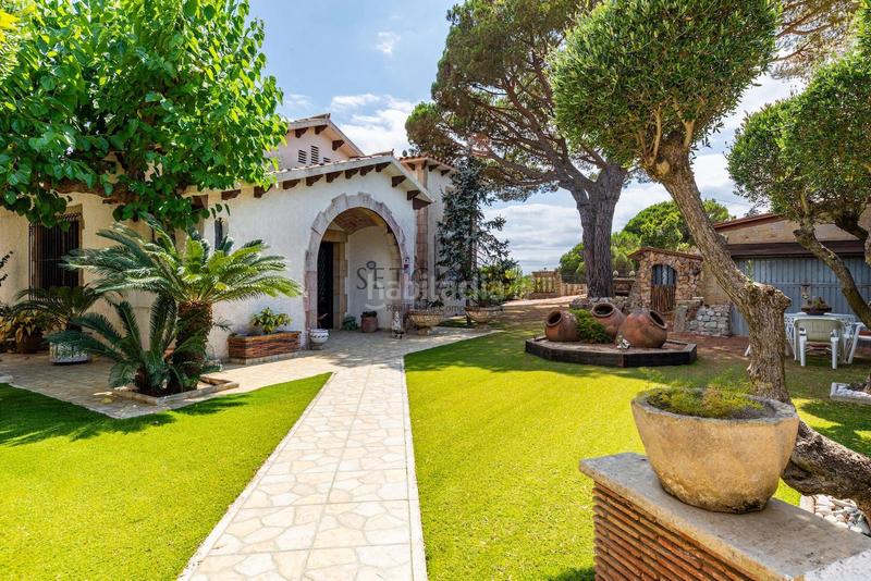 Foto b53ec169-9782-4591-88fd-955730d39a76. Chalet con riscaldamento parcheggio piscina in Urbanitzacions Mataró