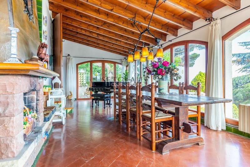 Foto cafc1db6-4e1d-407d-8904-7b274ae1bd17. Chalet con riscaldamento parcheggio piscina in Urbanitzacions Mataró