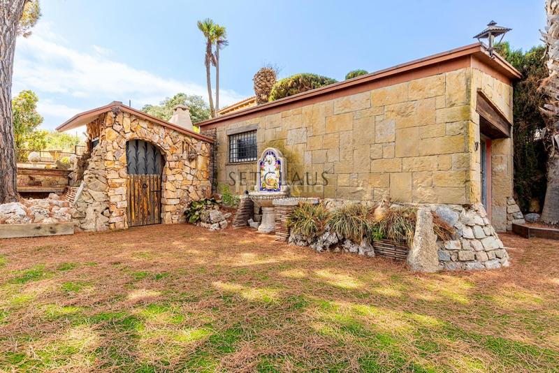 Foto d4e5c021-629f-49e8-8f35-768b05f64f6e. Chalet con riscaldamento parcheggio piscina in Urbanitzacions Mataró