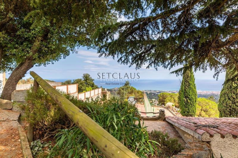 Foto d548b9ca-e1a4-4400-afa6-b5cc1a68a316. Chalet con riscaldamento parcheggio piscina in Urbanitzacions Mataró