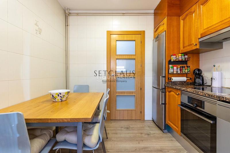 Foto 3b7adf7e-d82e-4e0c-83b3-4b6c54b94979. Maison jumelée avec chauffage parking piscine dans Centre Masnou (El)