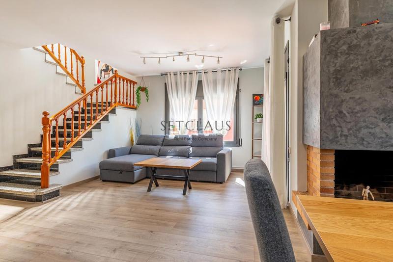 Foto 7957df62-7fbf-402a-9158-19095c1173d1. Maison jumelée avec chauffage parking piscine dans Centre Masnou (El)