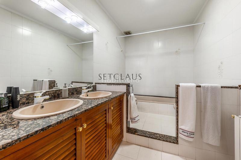 Foto 98fe82da-3b1c-4a91-8201-3efbf29d60db. Maison jumelée avec chauffage parking piscine dans Centre Masnou (El)