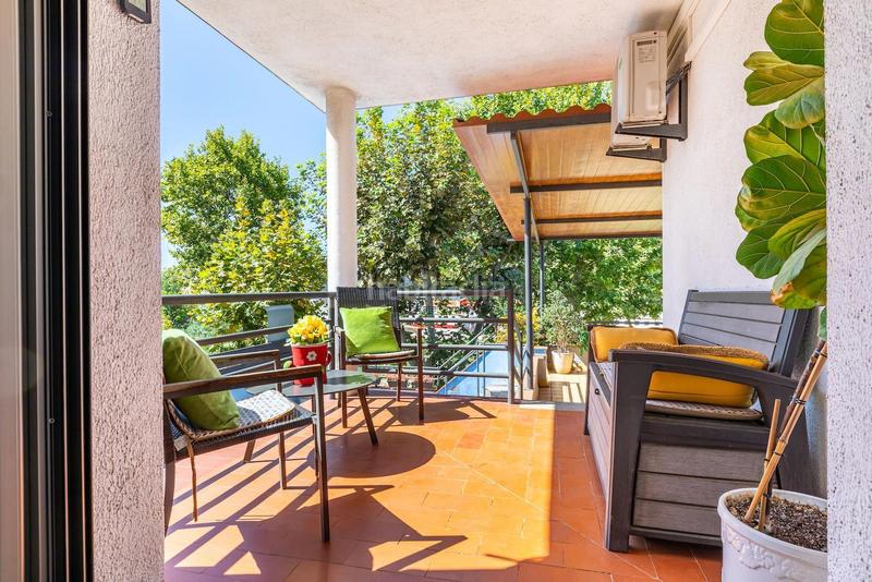 Foto e1fb20fc-f42e-4b34-beca-25e301a7240c. Maison jumelée avec chauffage parking piscine dans Centre Masnou (El)