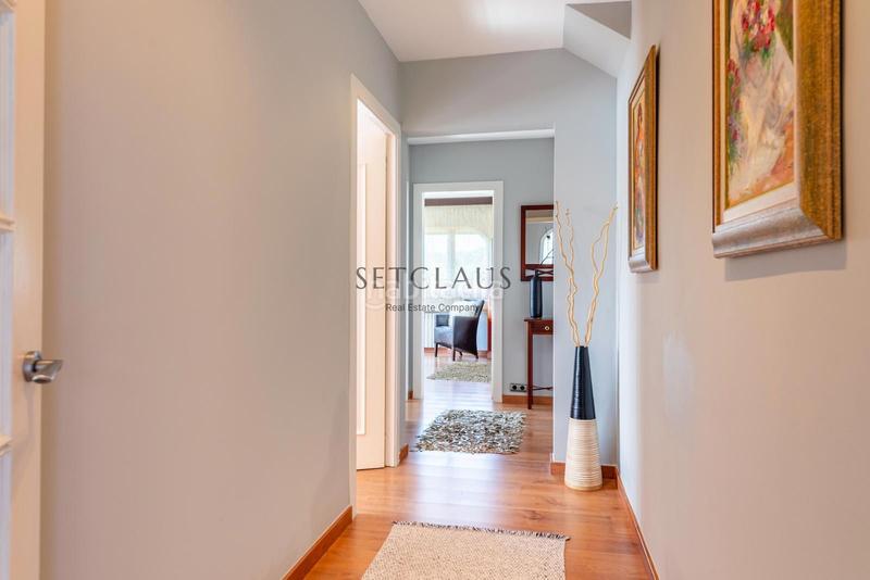 Foto 08c2fa21-b407-4964-b8fd-dc0e08183b9f. Chalet con riscaldamento parcheggio piscina in Alella