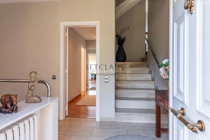 Foto 0aad800d-2068-4dfe-9386-a1f59cea60dd. Chalet con riscaldamento parcheggio piscina in Alella