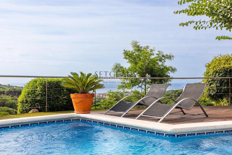 Foto 41921f23-b873-4c1c-a626-e6c4d5469e66. Chalet con riscaldamento parcheggio piscina in Alella