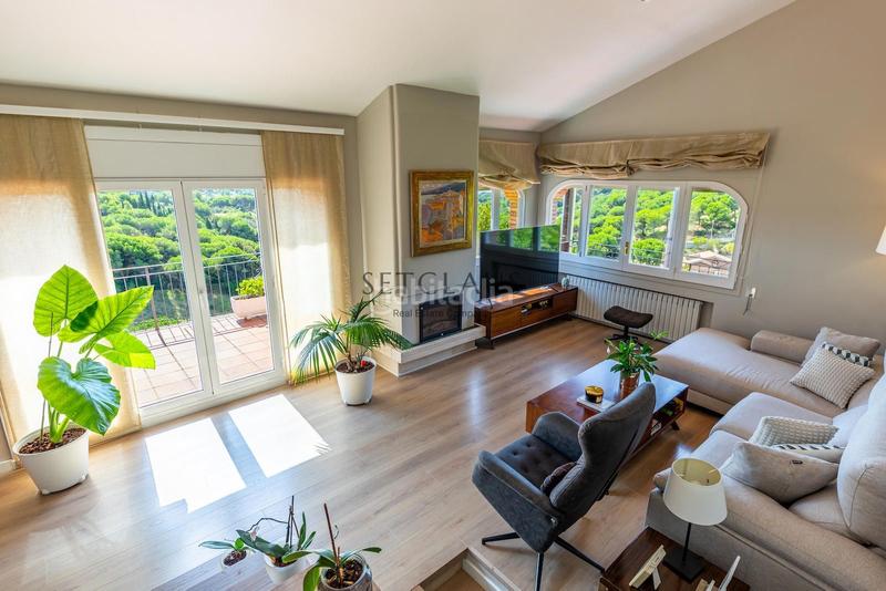 Foto 5ae7d19f-3f5d-49ae-80ff-d8a41d4a22dc. Chalet con riscaldamento parcheggio piscina in Alella