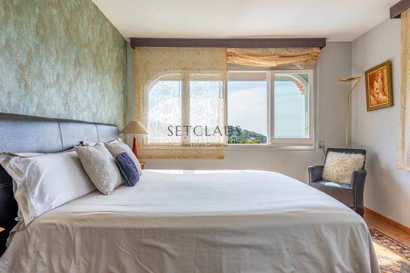 Foto a356b0e5-5b28-4d4b-999c-f816c7853f48. Chalet con riscaldamento parcheggio piscina in Alella