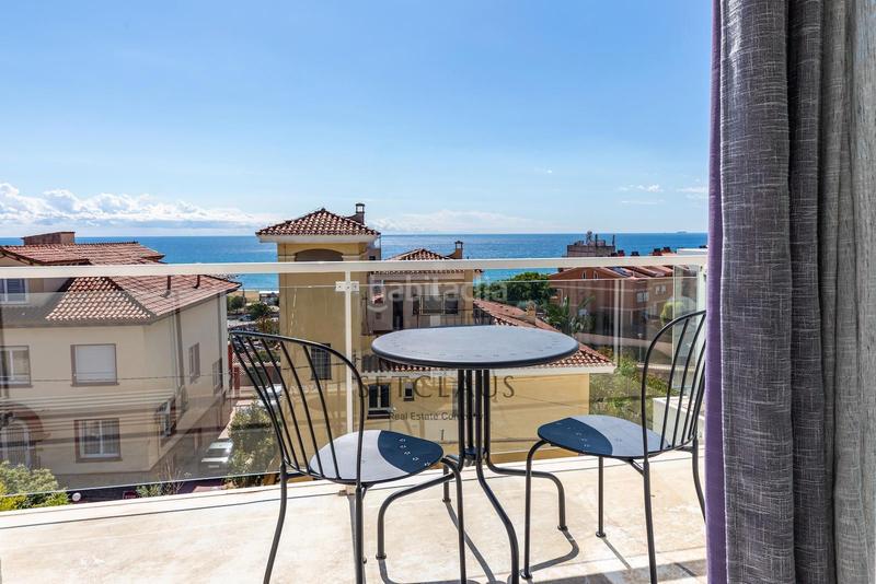 Foto 1814be53-a2f2-47bc-a39a-1c4f8e77fd84. Chalet avec parking piscine dans Centre Masnou (El)