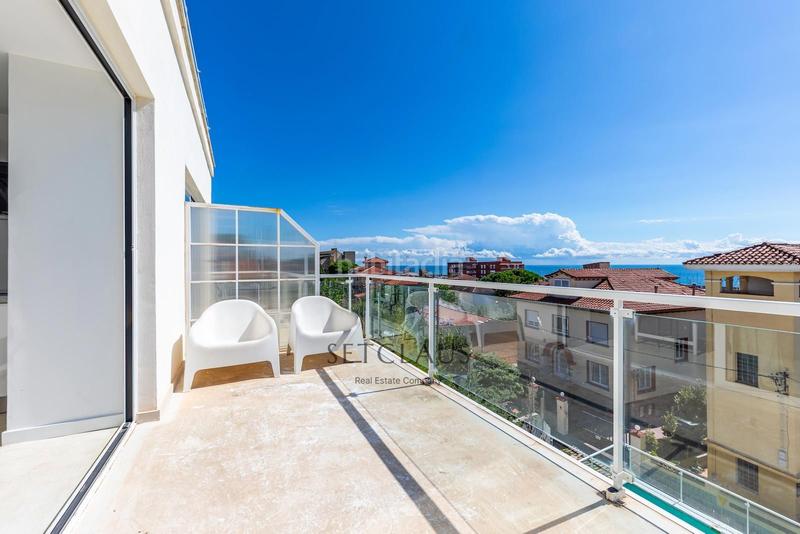 Foto 1a0b300e-6ef4-4e13-a256-53b0a967d564. Chalet avec parking piscine dans Centre Masnou (El)