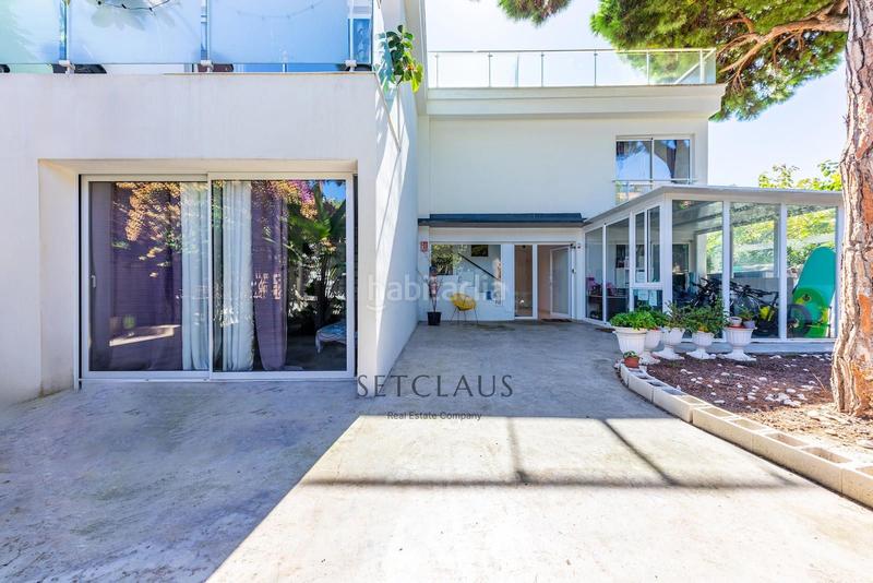 Foto 67b33912-395d-415a-bc55-f0751135adbd. Chalet avec parking piscine dans Centre Masnou (El)