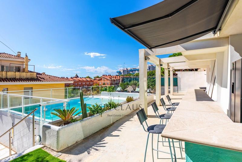 Foto d7bdd255-5eb5-4a09-8b1d-61b5fa43d144. Chalet avec parking piscine dans Centre Masnou (El)