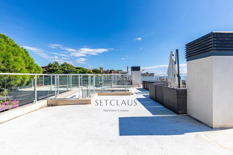 Foto d85b2ae3-e45a-4739-9a67-6f36ea4dd6cd. Chalet avec parking piscine dans Centre Masnou (El)