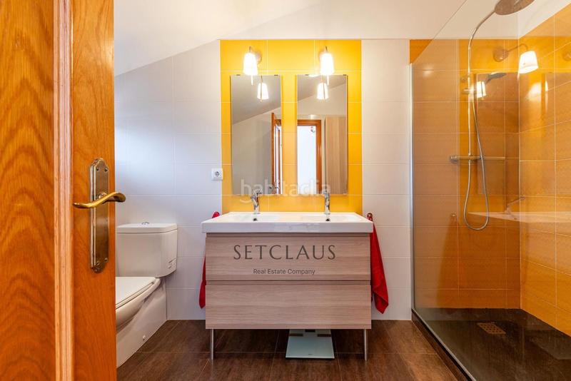 Foto 4f0c86ce-1c31-4127-8ef6-7503dcd9a76f. Casa bifamiliare con riscaldamento parcheggio in Teià