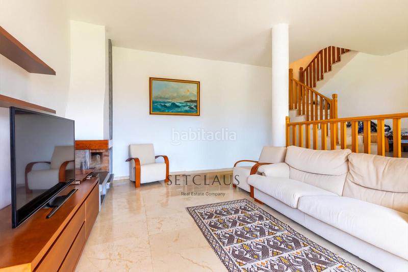 Foto e8b1fc89-872f-458a-bf13-207a99faaec9. Casa bifamiliare con riscaldamento parcheggio in Teià