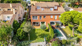 690.000 € — Casa pareada en Teià