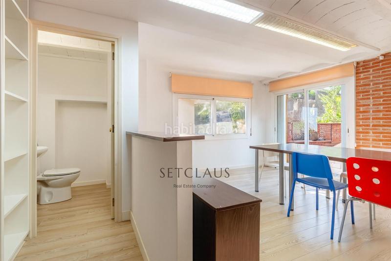 Foto fc42b2bd-2ba5-453d-9230-5f3988c7a38c. Casa bifamiliare con riscaldamento parcheggio in Teià