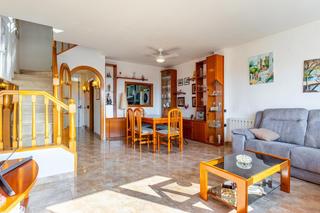 Casa adossada a Ocata. El masnou. adosado, espacioso y con vistas