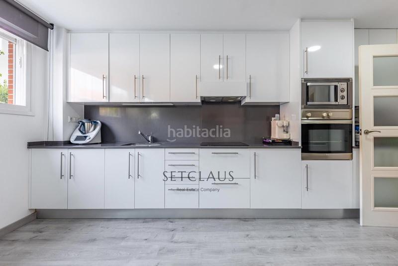 Foto 4bcbc4d8-8154-4a46-accd-95d4bfebc5a3. Casa a schiera con riscaldamento parcheggio in Montgat