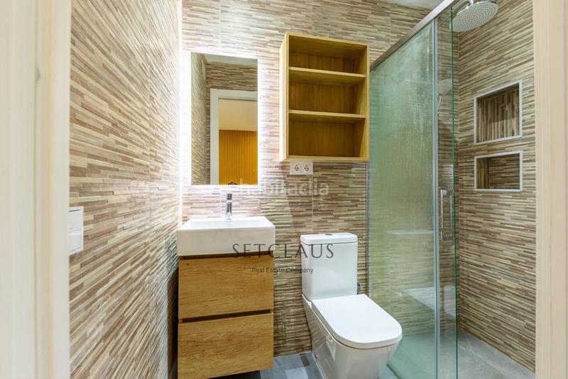 Foto 294177b2-7398-48cf-93d4-b9092c8b4d54. Chalet impecable chalet , zona el canyet, con piscina, placas solares y vistas panorámicas en Badalona