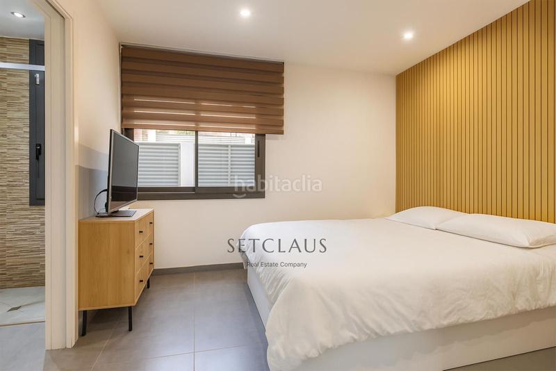 Foto 587d5144-f4dc-453c-bc1f-29c0210d36c5. Chalet impecable chalet , zona el canyet, con piscina, placas solares y vistas panorámicas en Badalona