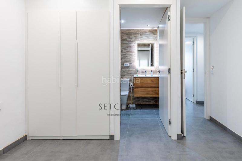 Foto ccd2af5d-e4e9-490e-98c4-1f636e7a24dd. Chalet impecable chalet , zona el canyet, con piscina, placas solares y vistas panorámicas en Badalona