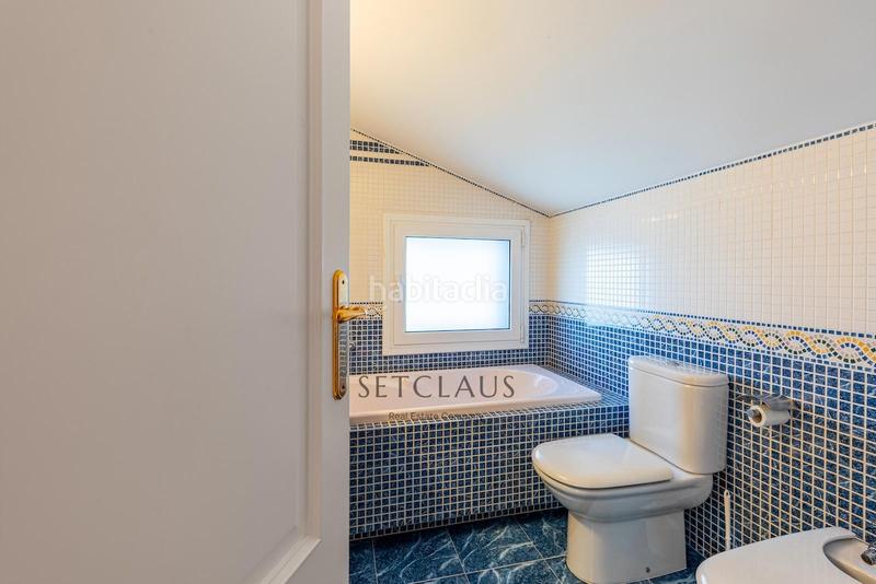 Foto 38a04f66-f0ca-4754-ab47-c28135c6b439. Chalet con riscaldamento parcheggio in Teià