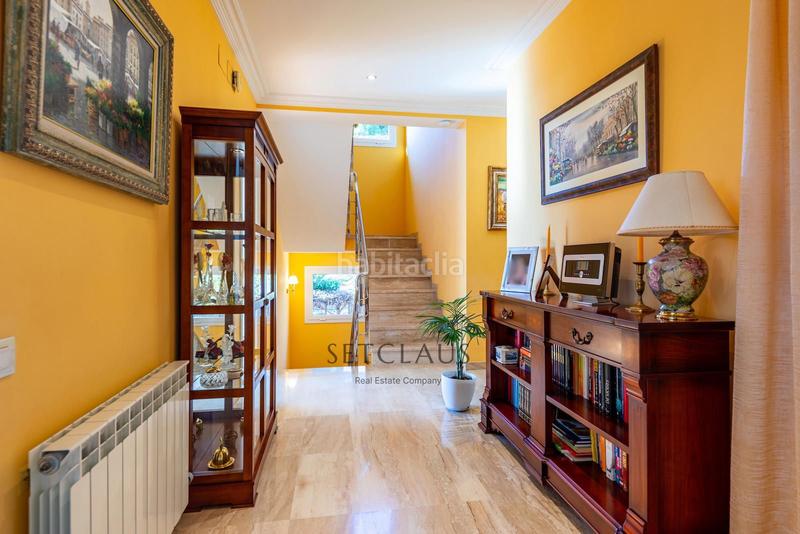 Foto 70559faf-de4b-4191-98f4-7cff49e4df7f. Chalet con riscaldamento parcheggio in Teià