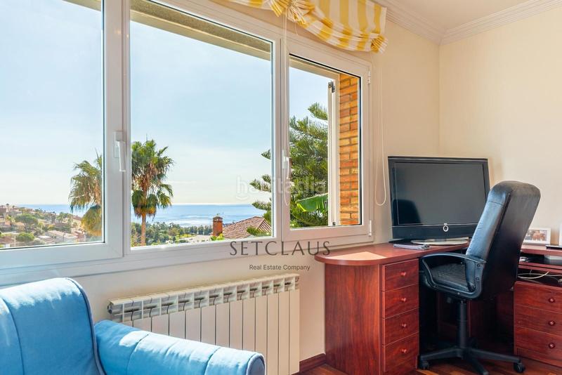 Foto 8be0cf54-45b8-44c4-9fb3-bbb0f284c018. Chalet con riscaldamento parcheggio in Teià