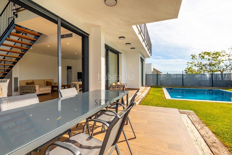 Foto 477aa579-e687-4f15-b4a8-83c5a15543e7. Chalet con riscaldamento parcheggio piscina in Premià de Dalt