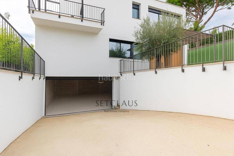 Foto 6616e6e4-176d-40cd-a14b-2c54bc852673. Chalet con riscaldamento parcheggio piscina in Premià de Dalt