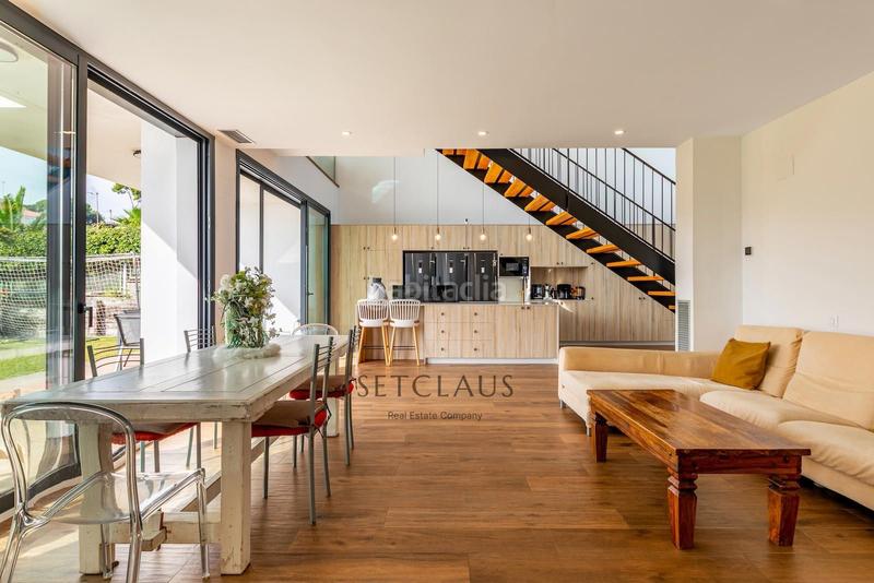 Foto 7f118b16-9b7f-4bf4-bc62-df76f9c53e4b. Chalet con riscaldamento parcheggio piscina in Premià de Dalt