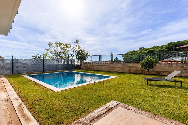 Foto 886c5ef6-080d-4d6c-ac29-1016f5242326. Chalet con riscaldamento parcheggio piscina in Premià de Dalt