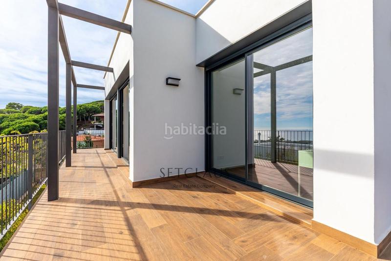 Foto 9de8397b-9d79-40d9-8c94-01ae9e606fa6. Chalet con riscaldamento parcheggio piscina in Premià de Dalt