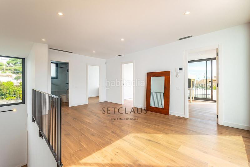 Foto b55d734d-6ea7-4c78-b50a-98a8a9ebd6d4. Chalet con riscaldamento parcheggio piscina in Premià de Dalt