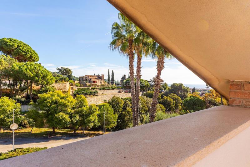 Foto c055bea1-c3f0-47e7-b55d-1fdc585d94bb. Affitto casa a schiera con riscaldamento parcheggio piscina in Alella