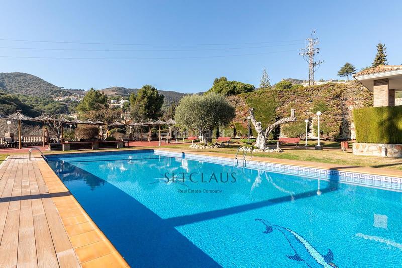 Foto 98f917ed-5b87-4a1d-b465-e93d3a099061. Alquiler casa adosada  con zona comunitaria en Alella