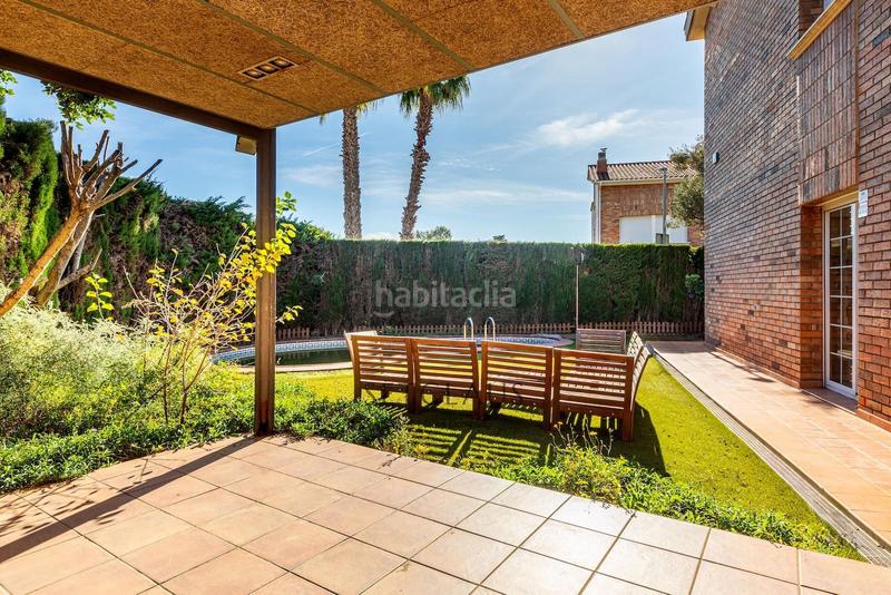 Foto d6064005-ed5c-4d2e-b67c-2af1d70d20a8. Alquiler casa adosada  con zona comunitaria en Alella