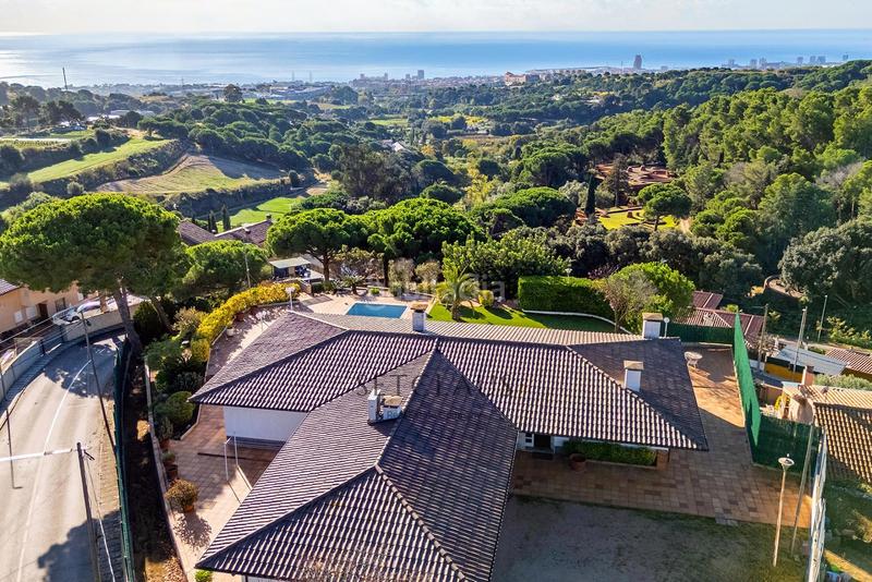 Foto 2d0213c7-0fb6-4e30-91ad-3f91035b3446. Xalet amb calefacció aparcament piscina a Urbanitzacions Mataró