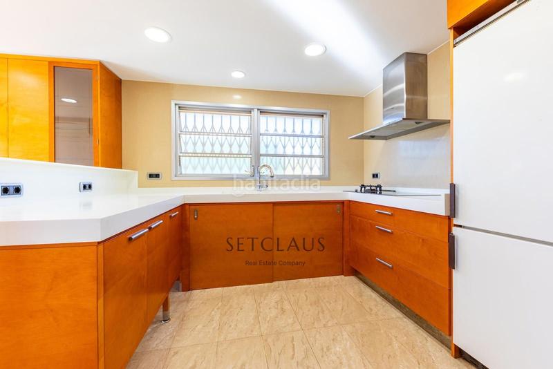 Foto a9cf2116-e974-4947-aa4c-3eda0ea8889c. Xalet amb calefacció aparcament piscina a Urbanitzacions Mataró