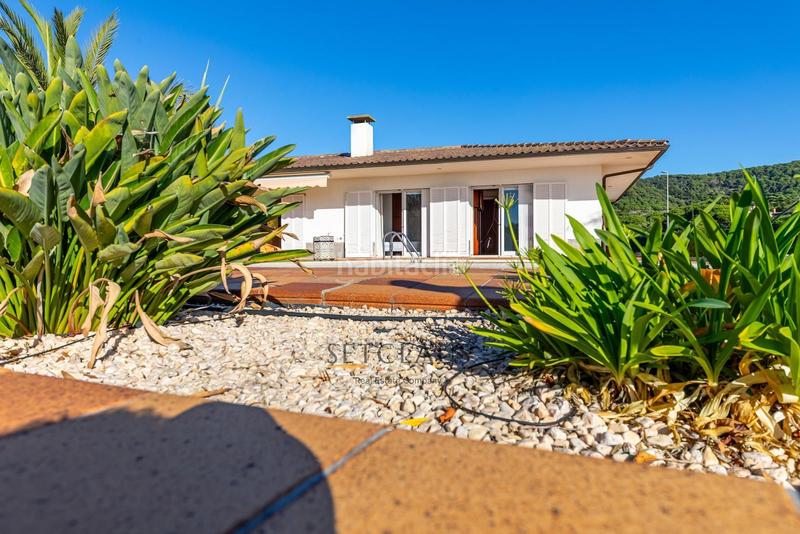 Foto d53ebfc0-301a-4b00-9978-b5055bc147f0. Xalet amb calefacció aparcament piscina a Urbanitzacions Mataró