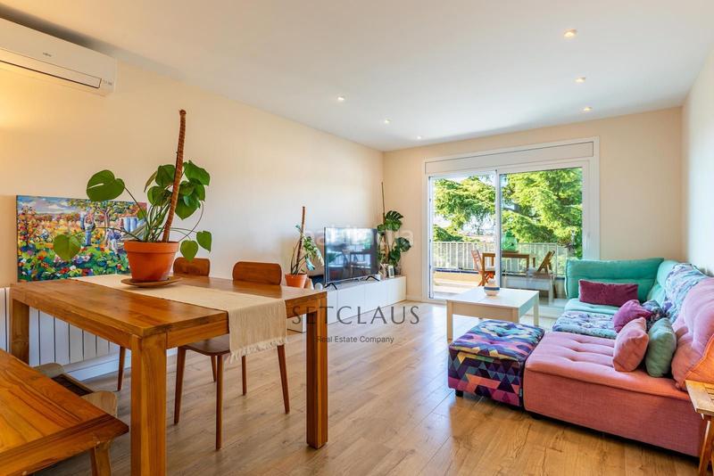 Foto f4b67452-3aa5-4806-aebc-d417b0754398. Attique avec parking piscine dans Masnou Alt Masnou (El)