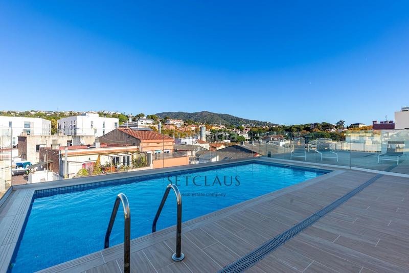 Foto f2eea786-af3c-4bbd-b52b-6b7437874484. Pis amb calefacció piscina a Centre Masnou (El)